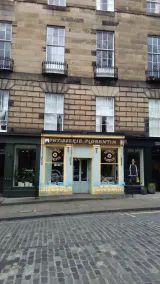 1 Bedroom Apartment on Charming St Stephen Street - Image 3