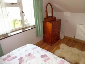 Petite Bella - Image 3