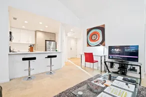 Global Luxury Suites near Apple HQ - Image 5
