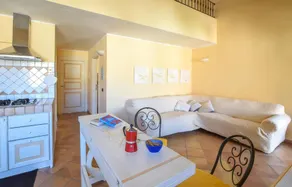 Stunning Home in Capo D'orso - Palau With 3 Bedrooms - Image 2