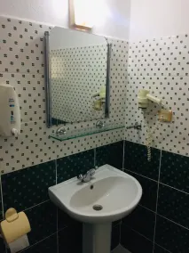 Alper Hotel - Image 3