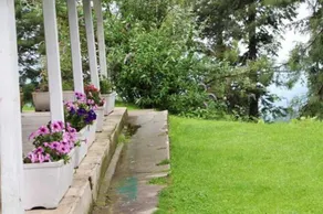 Green Retreat Hotel - Image 3