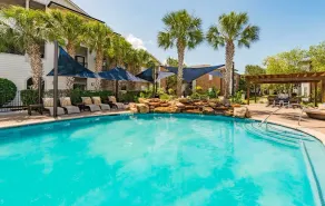Relaxing Suite with Free Parking, Fast WiFi - Image 2