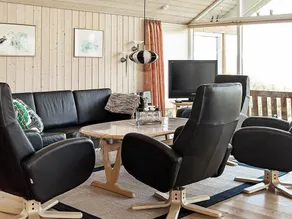 Comfortable Cottage in Roslev With Huge Garden - Image 4