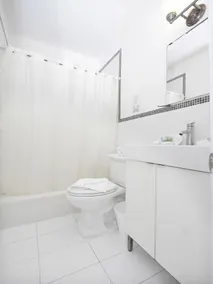 Hallandale Beach Apartments pool and parking - Image 5
