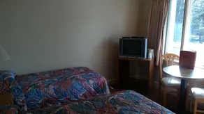 Spruceglen Inn - Image 5
