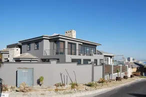 Luxury Mountain View Villa - Image 3