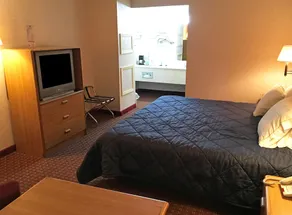 Americas Best Value Inn-Brandon/Jackson East - Image 3