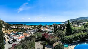 3 Bedroom Villa , With Fantastic sea View, Landscaped Garden Free Wi-fi - Image 4