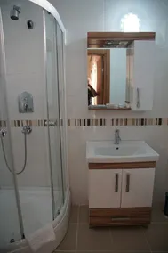 Marina Hotel - Image 2