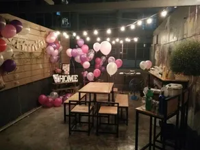 Din Space Bangkok - Image 2