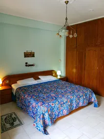 Cosmopolitan - Image 2