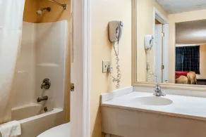 Rodeway Inn Miamisburg Dayton - Image 2