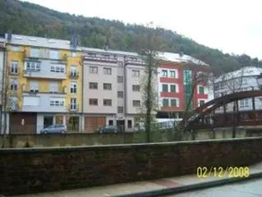 Apartment with 3 bedrooms in A Pontenova with wonderful mountain view and terrace - Image 5