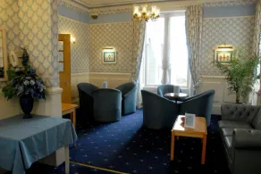 The Kveldsro House Hotel - Image 2
