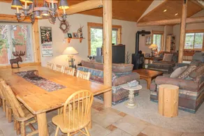 West Meadows Flying Wedge -south 3 Bedroom Cabin - Image 4