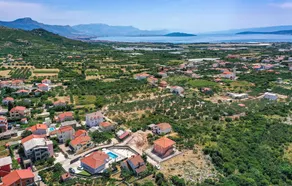 Amazing Home in Trogir With Outdoor Swimming Pool, Wifi and 3 Bedrooms - Image 2