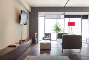 Exclusive Suite with Pool Well Located - Image 2
