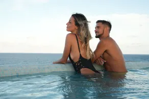 Deep Blue Luxury Resort - Image 3