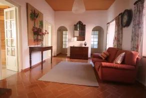 Rent&Dream Villa Malaga Manila - Image 3
