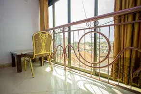 Minister's Village Hotel - Image 4