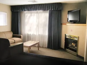 Ramada by Wyndham Toms River - Image 3