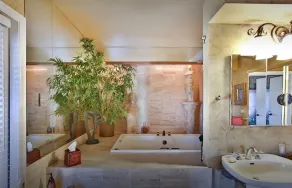 Ellen's Paradise Retreat - Image 5
