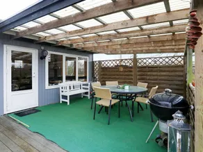 Gorgeous Holiday Home in Gedser With Barbecue - Image 4