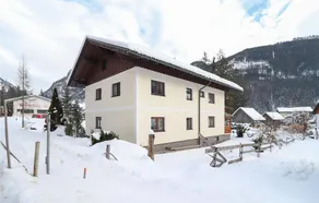Beautiful Caravan in Gosau With 6 Bedrooms and Wifi - Image 3