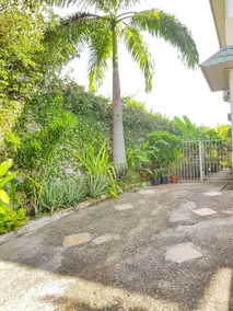 I Heart JA Garden Retreat In Mona - Image 3