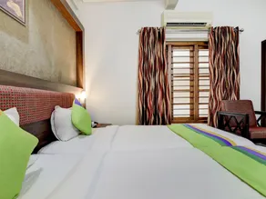 NANDANAM PARK HOTEL - Image 3