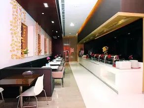 Jinjiang Inn Zhongshan Pedestrian Street River View - Image 3