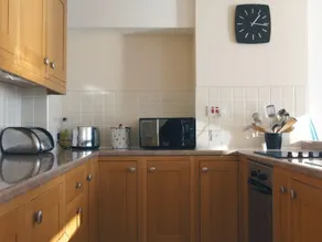 Apartment 66 - Image 4