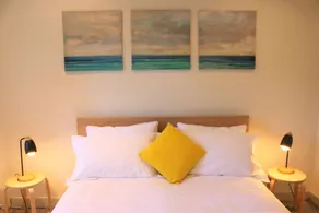 "balmoral Retreat" a Garden Haven, 2 Min to Beach - Image 4