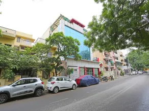 OYO 526 Hotel Asees Inn - Image 4