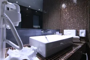 Oltenia Hotel - Image 3