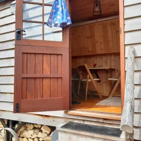 Foxglove Holiday Private Eco Accommodation - Image 2