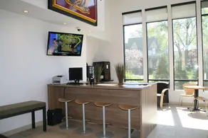 University Inn - Image 5