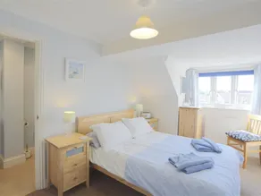 Beautiful Holiday Home in Reydon Anglia With Private Garden - Image 2