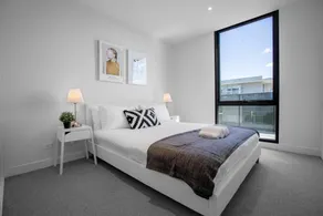61 Boutique One-bedroom Boxhill Central Mall - Image 3