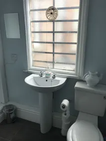 Manchester Magnificent Suites - Image 4