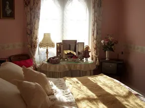 Courtenay House - B&B - Image 4