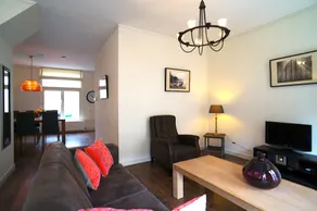 Stayci Serviced Apartments Noordeinde - Image 2