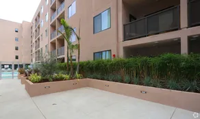 Wilshire Condos by Barsala - Image 5