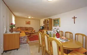 Beautiful Home in Podaca With Wifi and 4 Bedrooms - Image 2
