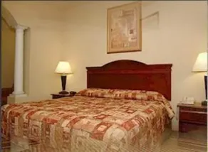 HiWay Inn Express Antlers - Image 5