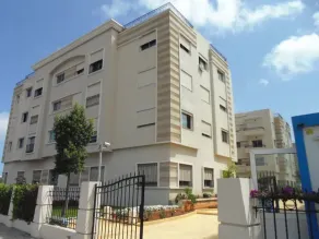 Oasis Square Apartment - Image 4