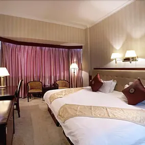 Xiong Zhen Hotel - Image 3