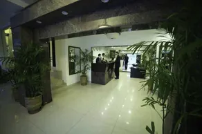 Hotel Royal Lahore - Image 2
