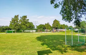Awesome Home in Heinkenszand With 2 Bedrooms, Wifi and Outdoor Swimming Pool - Image 5